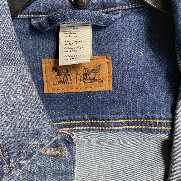 NWT Levi’s trucker denim jacket - Picture 4 of 4